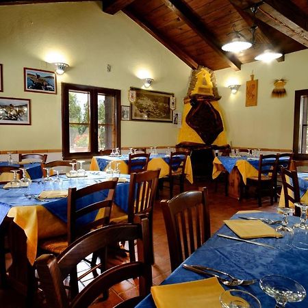 Hotel Il Nido Dell'Aquila Villanova Strisaili ภายนอก รูปภาพ