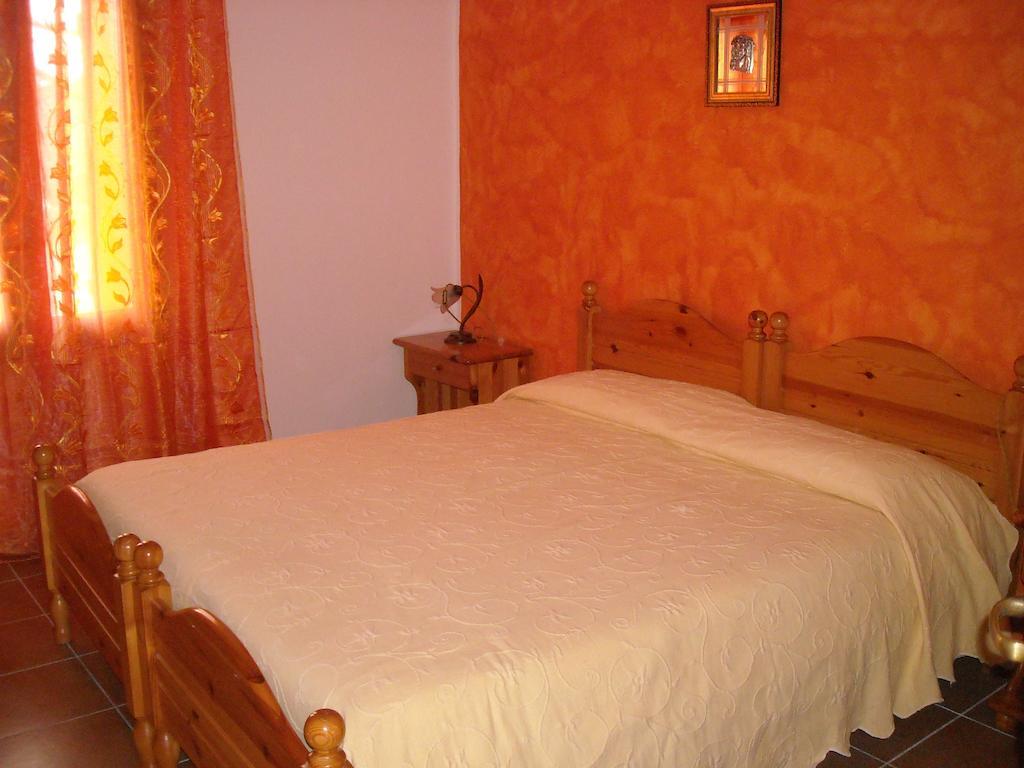Hotel Il Nido Dell'Aquila Villanova Strisaili ห้อง รูปภาพ