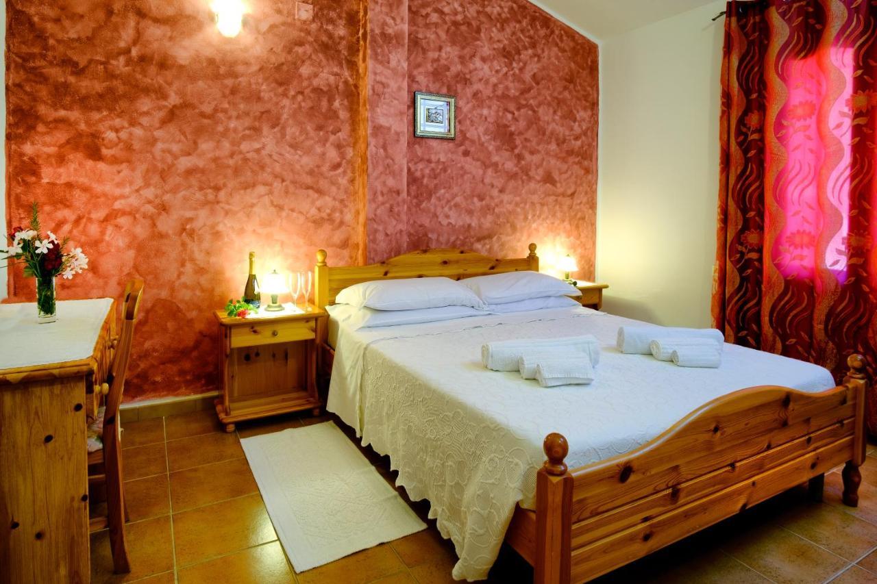 Hotel Il Nido Dell'Aquila Villanova Strisaili ภายนอก รูปภาพ